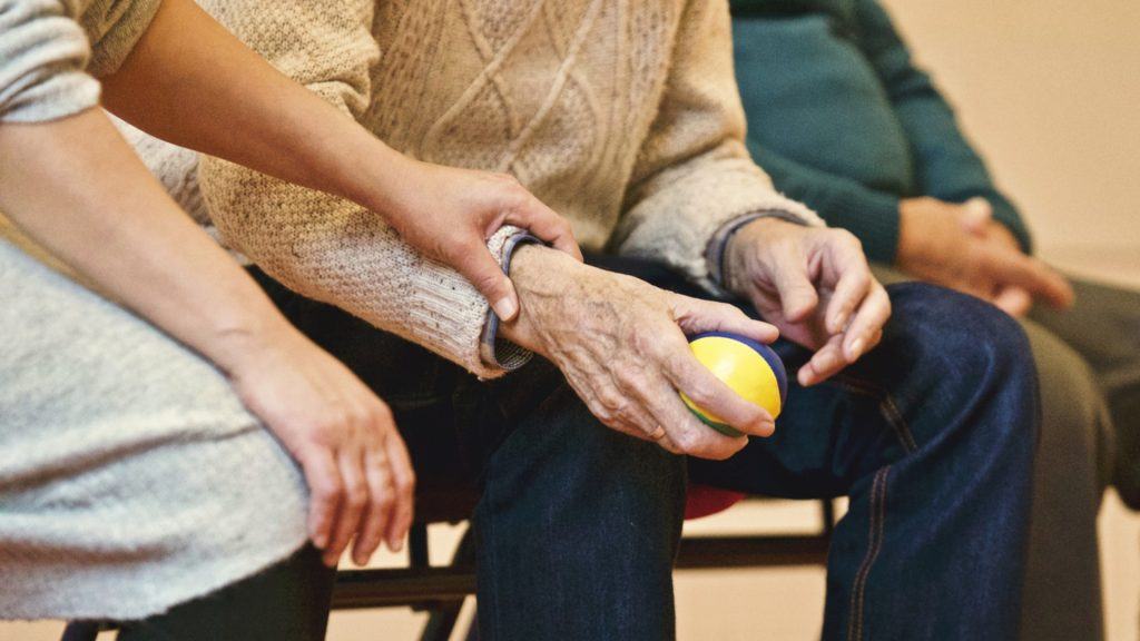 rehab-therapy-elderly-ball