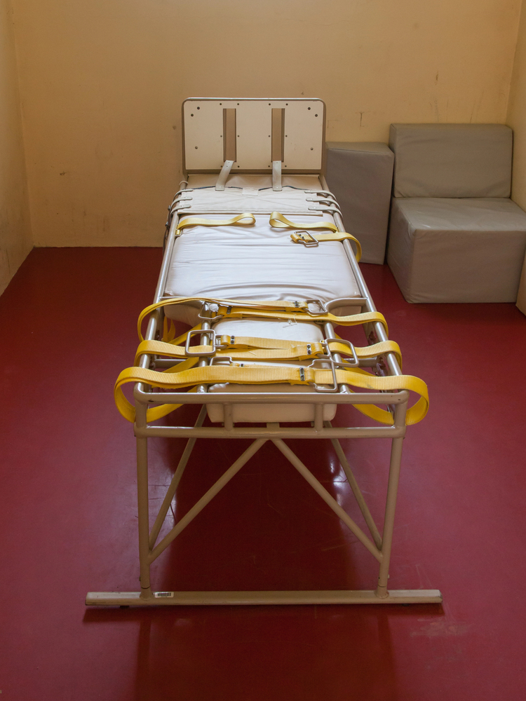 Chicago attorney representing families in unreasonable restraint nursing home cases